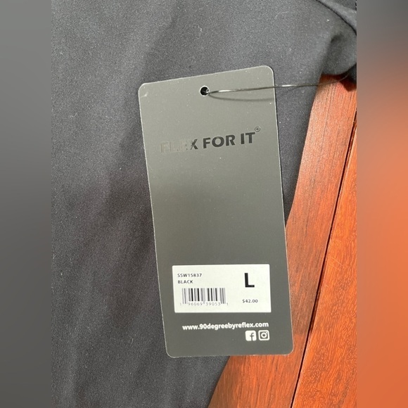 NWT 90 Degree by Reflex  crop top size large - Picture 3 of 4